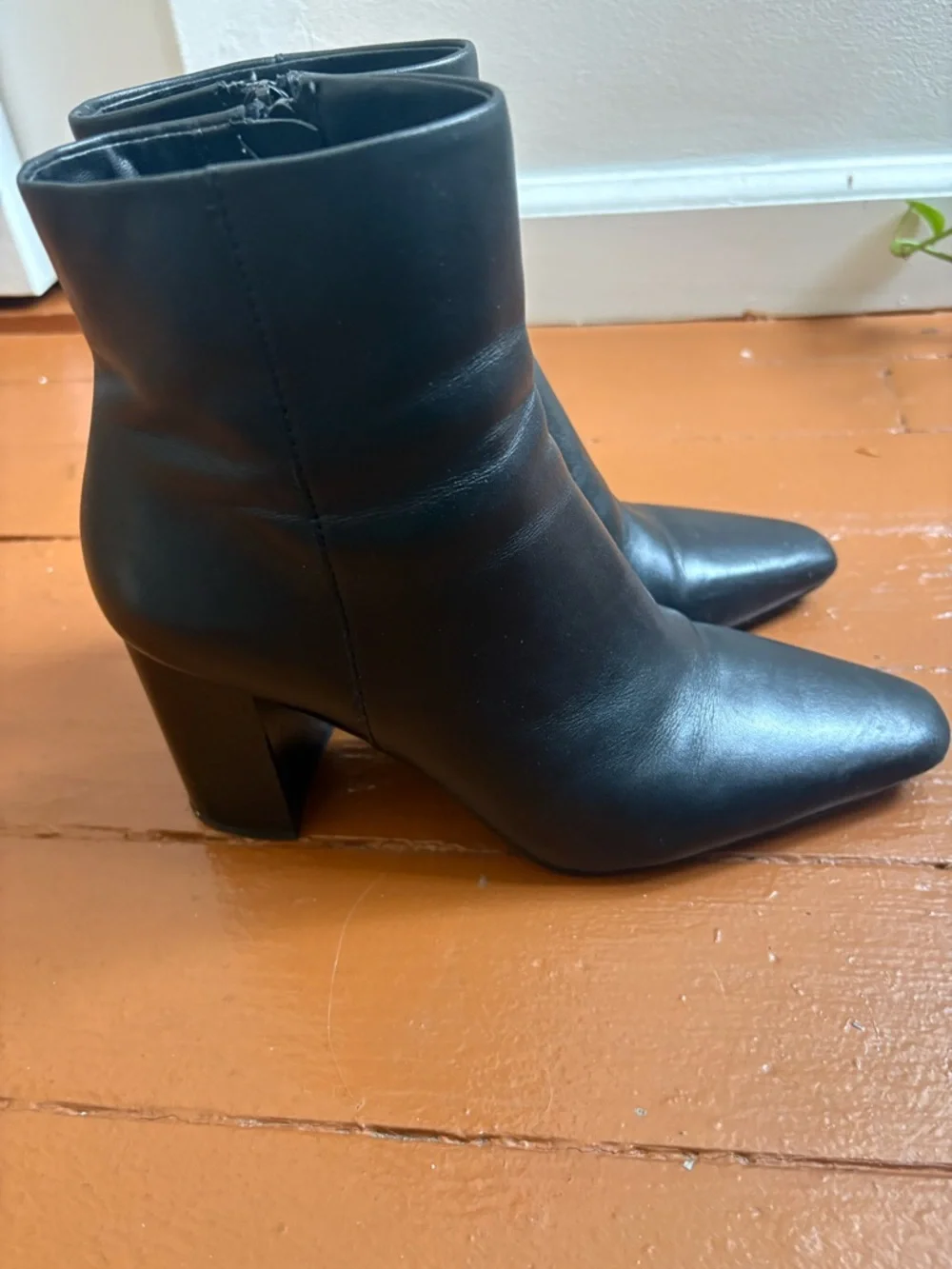 Aqua Black Leather Pointed Square-Toe Ankle Boots